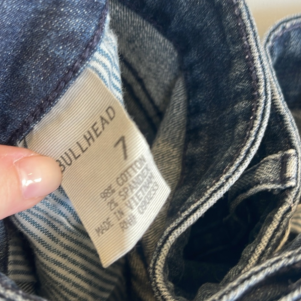 Bullhead Blue Jean Shorts Cuffed Hem Size 7 (Juniors) - Picture 4 of 4